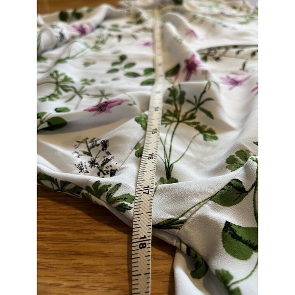 Ann Taylor White Floral Print Tie Front Key Hole Short Sleeve Blouse Siz… - Picture 9 of 9